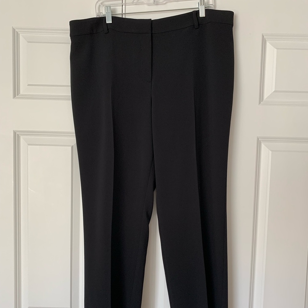 NWT Easy Travel Trouser - size 16